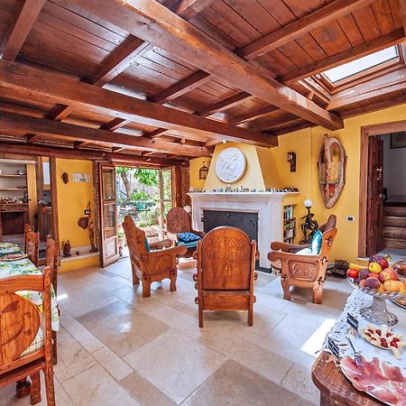 B&B Bone Novelle Dimora Storica Palazzo Zuzi LʼAquila Zewnętrze zdjęcie