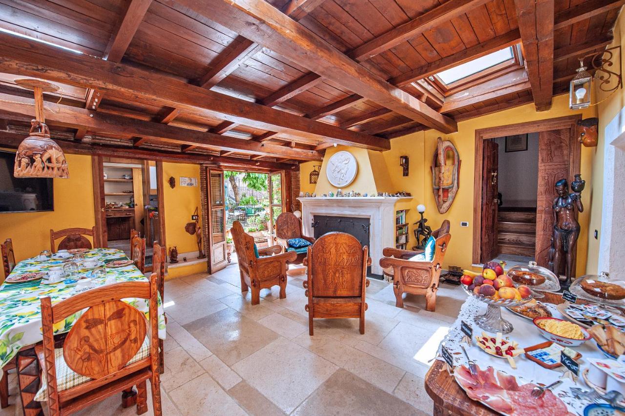 B&B Bone Novelle Dimora Storica Palazzo Zuzi LʼAquila Zewnętrze zdjęcie