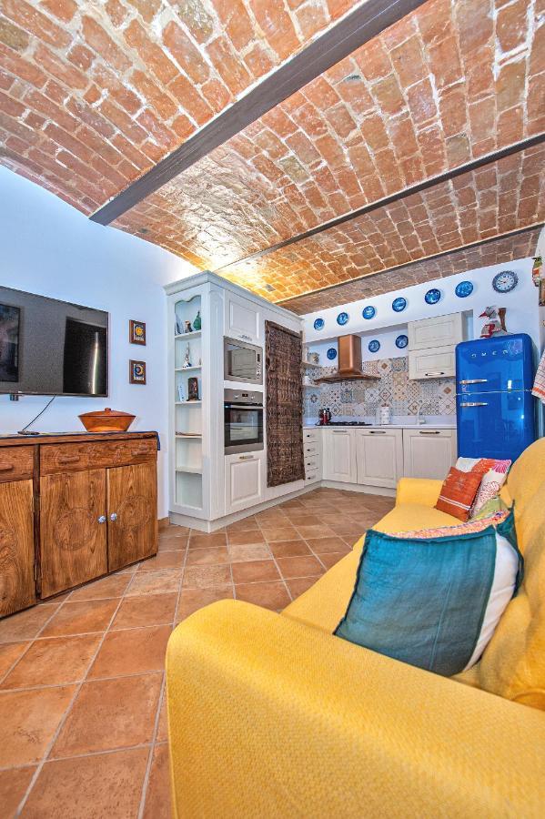 B&B Bone Novelle Dimora Storica Palazzo Zuzi LʼAquila Zewnętrze zdjęcie