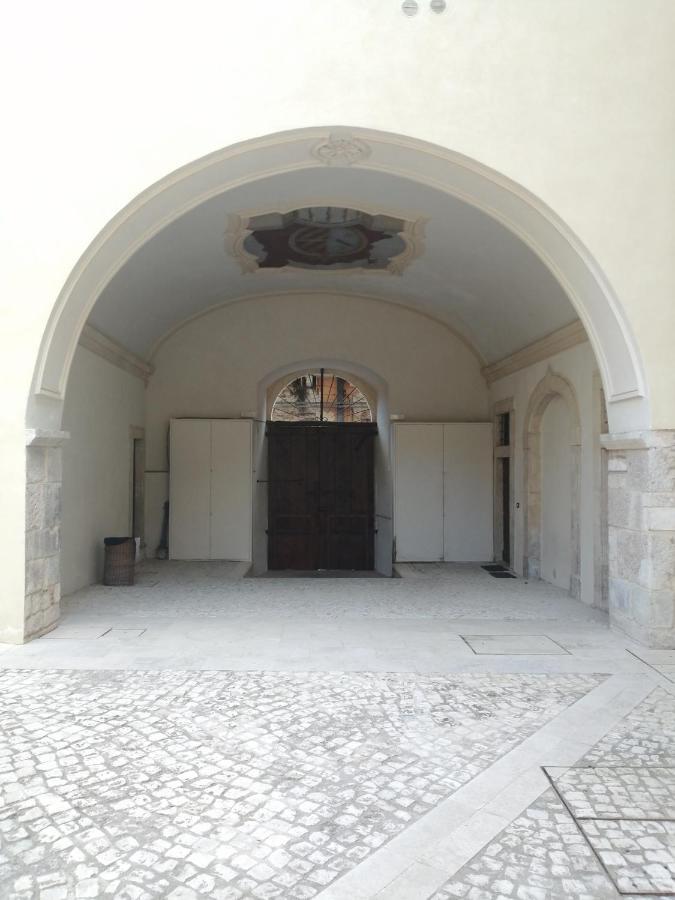 B&B Bone Novelle Dimora Storica Palazzo Zuzi LʼAquila Zewnętrze zdjęcie